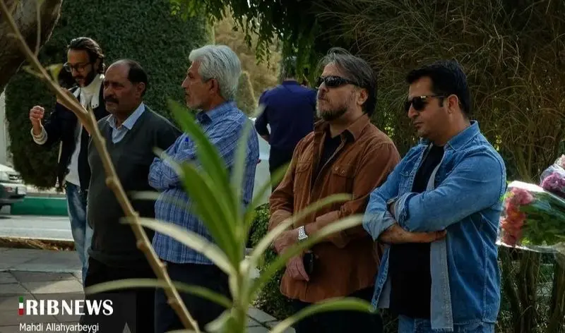 خاکسپاری همایون ارشادی