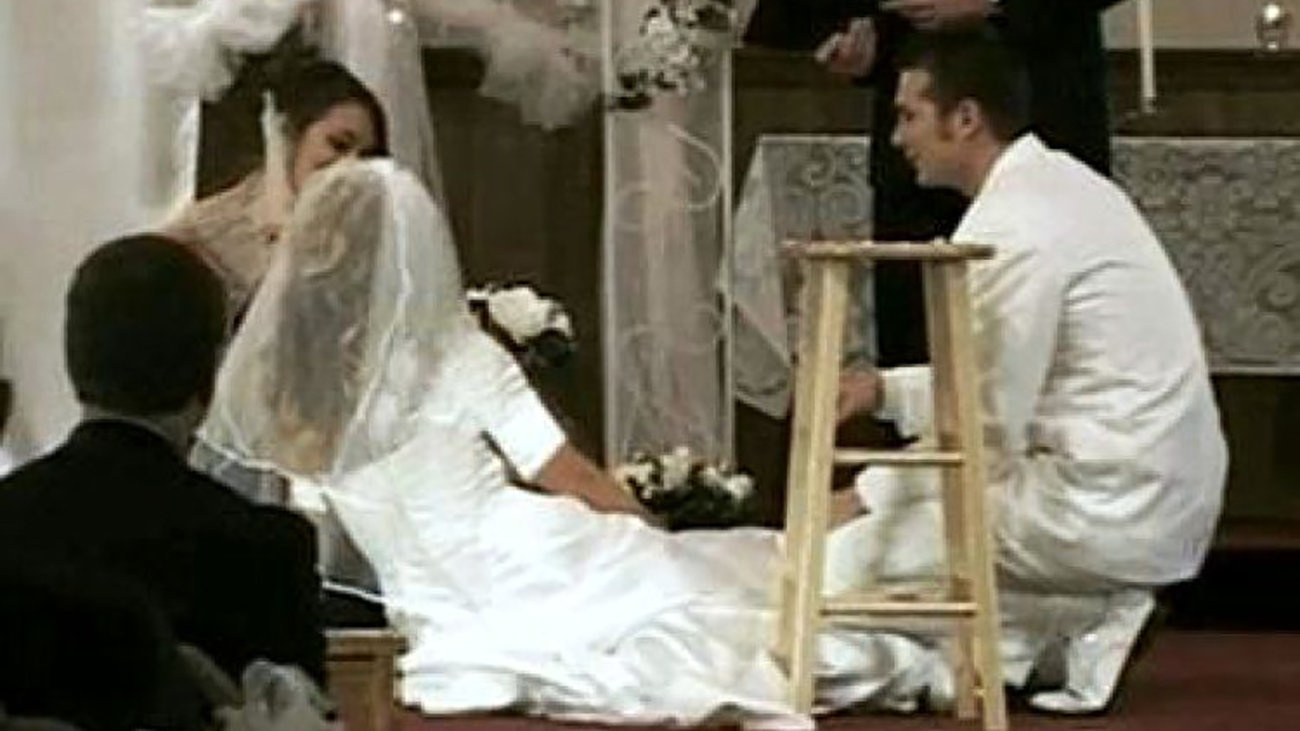 عروسی که وسط مراسم از خوشحالی غش کرد + عکس آبروریزی بزرگ در جشن ازدواج !