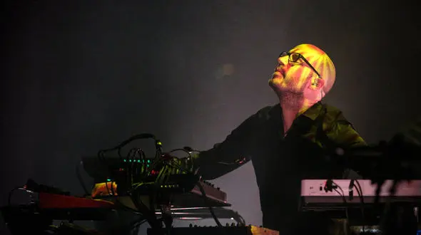 گزارش تصویری از کنسرت موسیقی شیلر در تهران 