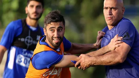 دردسری که منصوریان برای استقلال درست کرد!