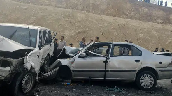 تصادف زنجیره ای مرگبار در محور ایلام به سرابله + عکس