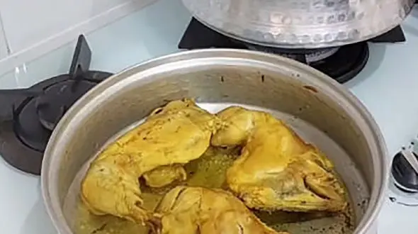 طرز تهیه غذای خوزستانی با مرغ و هویج + فیلم