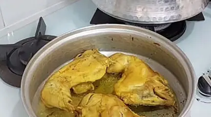 طرز تهیه غذای خوزستانی با مرغ و هویج + فیلم