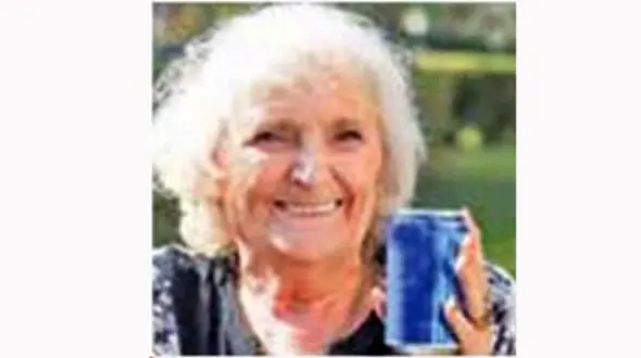 این زن اگر نوشابه نخورد می میرد ! + عکس