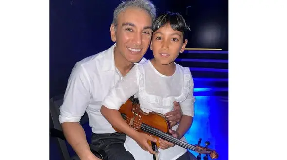 ویدئو وایرال شده از اجرای شادمهر و دخترش / غوغایی که باید دید + فیلم