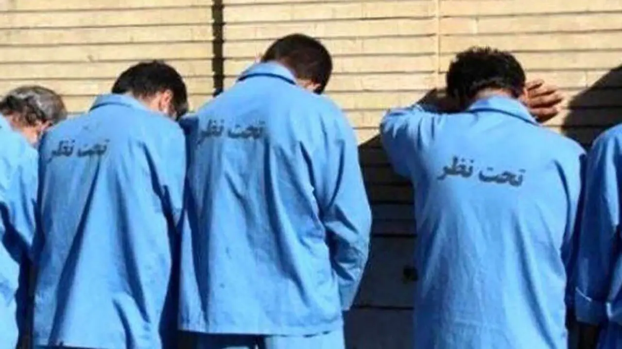 اخراج دزدان تهرانی از خاک ایران ! / تبعید بعد از تحمل زندان !
