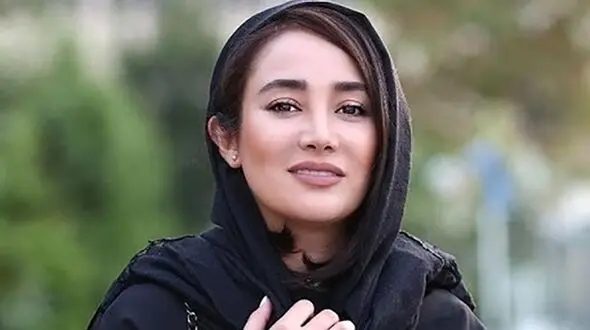 موتورسواری بهـاره افشـاری  در خیابان ولیعصر تهران + عکس