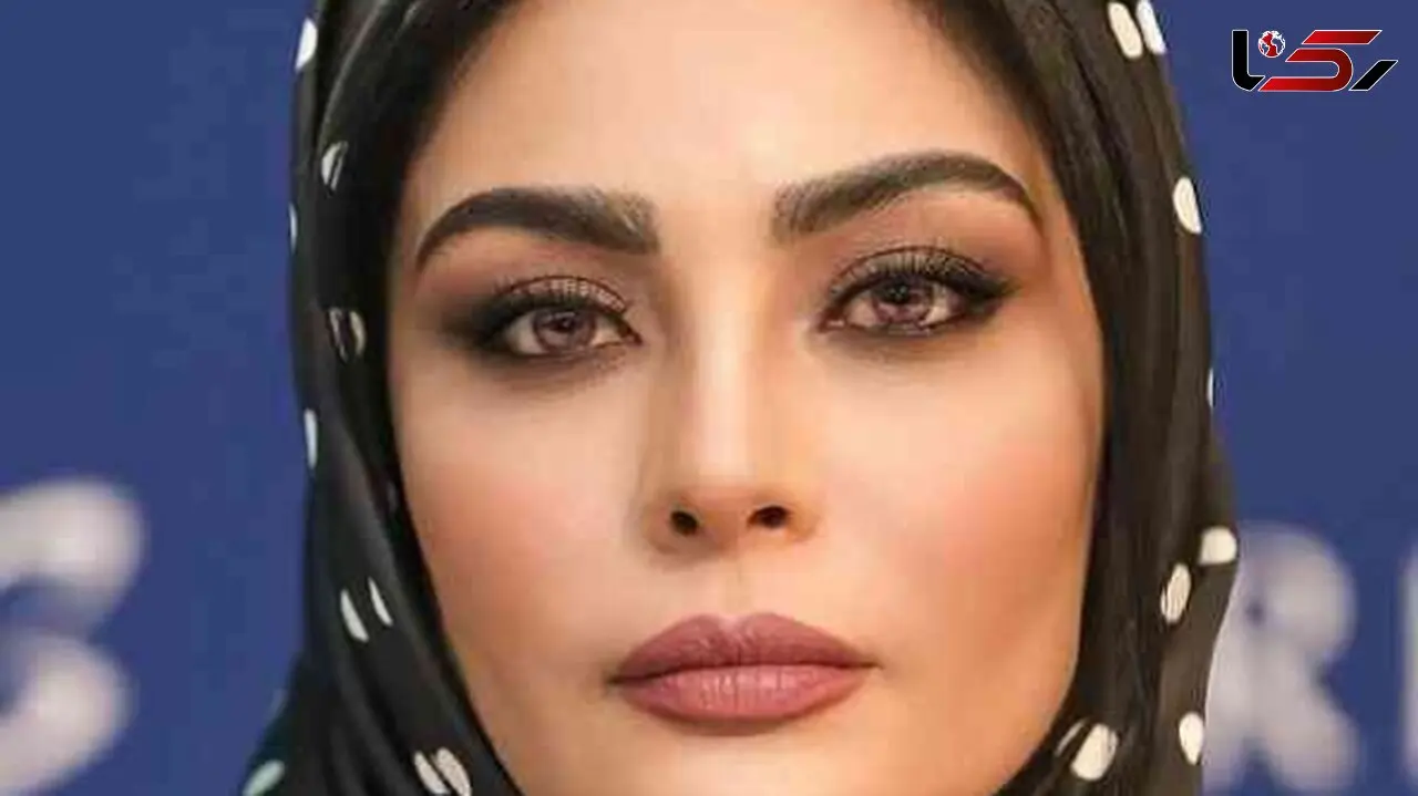 صحرا اسداللهی: یه بار خارج رفته بودم گفتم یه کلاهی بزارم با عینک دودی و عکسی منتشر کنم بعد یکی با پروفایل فیک نوشته بود قبلنا نون رول می‌کردی با گوجه گاز می‌زدی، آدم شدی الان