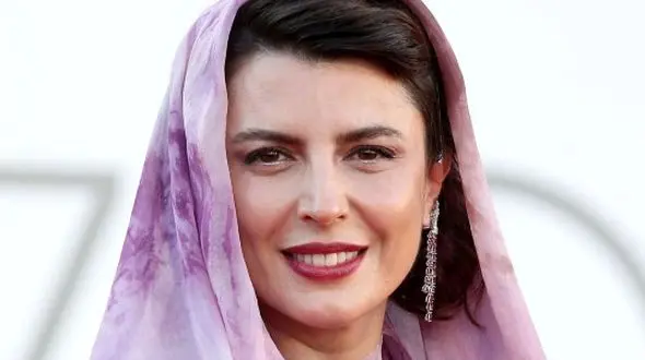 عکس؛ سفر در زمان؛ ظاهر «لیلا حاتمی در 38 سالگی در آلمان؛ سال 1389