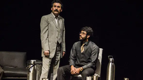 ناگفته های فرزند خسرو شکیبایی از  اولین تجربه بازی خود در تئاتر +عکس 