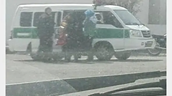 فوری/ دستگیری 3 دختر با آرایش پسرانه در استادیوم آزادی