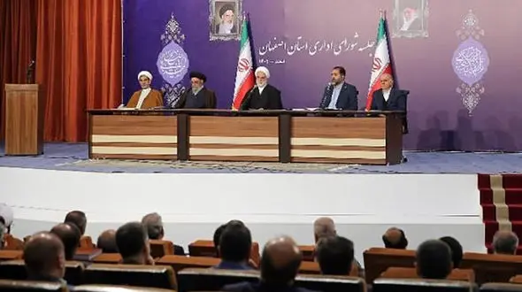 محسنی اژه ای : مسئله آب و فرونشست را باید جدی بگیریم/ نقشه‌های دشمن با هوشیاری مردم و مسئولان خنثی شد