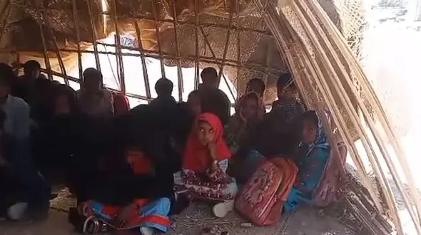 از 1380 تا 1404 وضعیت مدارس کپری در سیستان و بلوچستان فرقی نکرده است / در عصر ارتباطات و هوش مصنوعی ما درگیر ساخت مدرسه ایم! + سند و فیلم