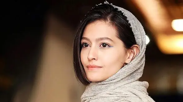 فیلم / حماسه سنتور نوازی عاشقانه پردیس احمدیه / ساحل پوست شیر  عشقش را روی سنتور نقش داد ...