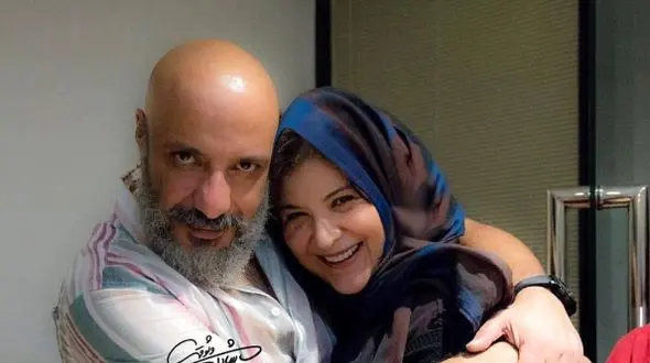 فیلم وصیت کردن امیر جعفری همسر همای سریال پایتخت: اگر من مُردم شما تو مجلس ختم من دف بزنید!/ رامبد جوان: من قول میدم اینکار رو بکنم! + فیلم