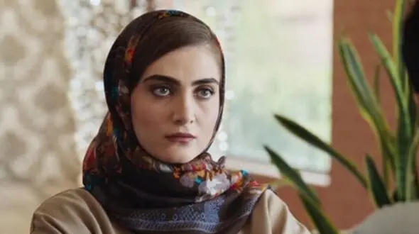 نیم نگاهی به زندگی شخصی الناز ملک بازیگر چشم رنگی و محبوب سینما+عکس