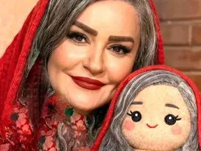 عکس ها / خلاقانه /  بازیگران ایرانی با عروسک هایشان /  از نعیمه نظام دوست و احسان علیخانی تا الناز شاکردوست و جواد عزتی