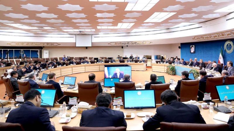  اسکندر مومنی وزیر کشور، امروز( شنبه ۱۱ اسفند ۱۴۰۳ ) در پنجمین نشست استانداران سراسر کشور در دولت چهاردهم که با حضور مسعود پزشکیان رئیس جمهور و هیات همراه در وزارت کشور برگزار شد