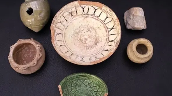 کشف آثار تاریخی دوره سلجوقی در اثر نشست یک منزل مسکونی