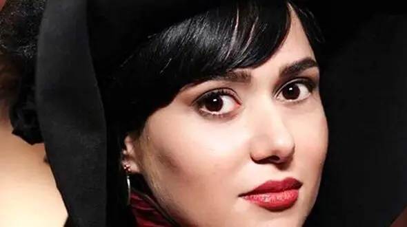 رونمایی از هم خانه زیبای پریناز ایزدیار ! + عکس جذاب
