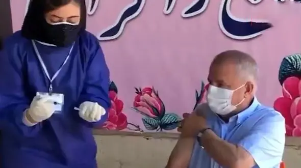 علی پروین واکسن کرونا زد + فیلم