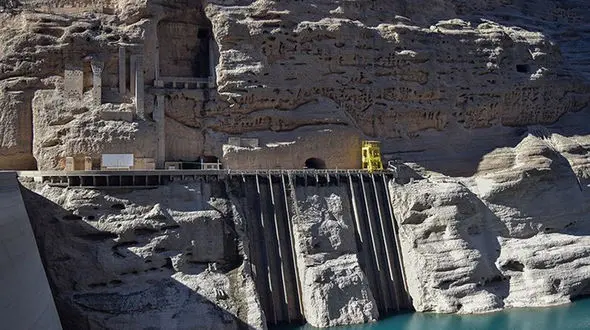 تهدید ایمنی سازه سد دز در پی کاهش سطح آب پشت سد 