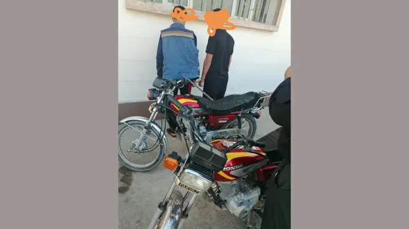 این 2 جوان لاغراندام خوف انگیز بودند! / آبادانی ها خلاص شدند + عکس