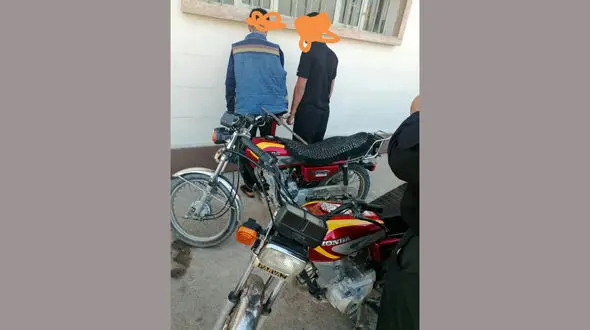 این 2 جوان لاغراندام خوف انگیز بودند! / آبادانی ها خلاص شدند + عکس