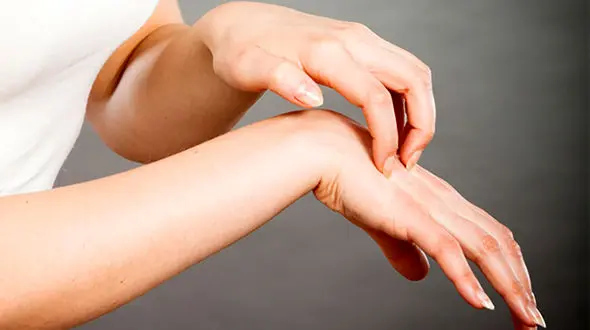 درمان طبیعی خارش پوست بدن