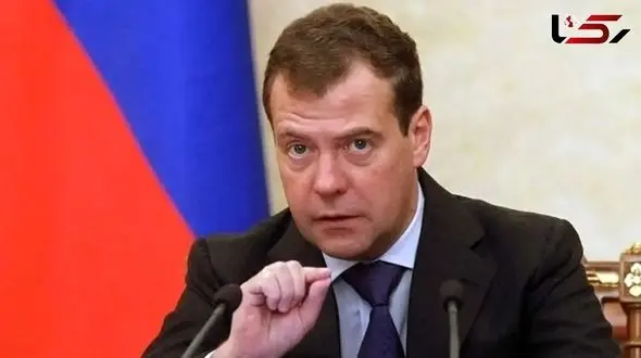 Medvedev Mocks Macron: “Does France Even Have a Real President?”