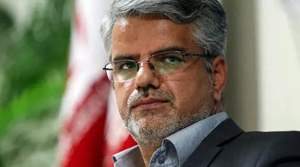 درخواست محمود صادقی از سران قوا: مذاکرات افزایش قیمت بنزین را منتشر کنید