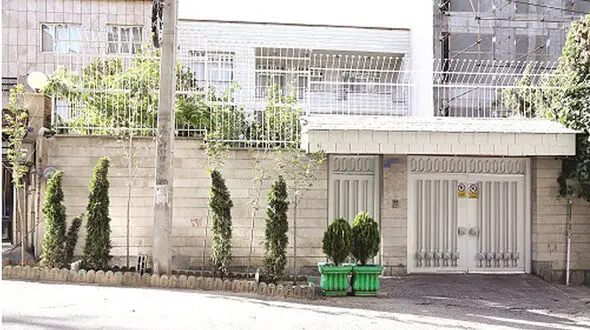 عکس ها / شاهرخ و سمیه پس از 29 سال چه سرنوشتی دارند؟ /  چه بر سر خانه  خیابان گاندی آمده است؟  + گفتگو با خریداران خنه وحشت