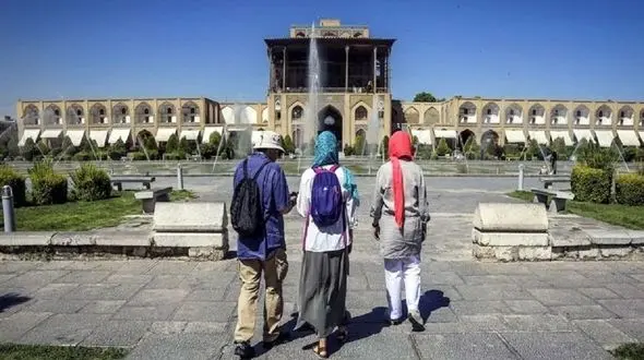 ضرغامی از برداشته شدن منع صدور روادید گردشگری ایران خبر داد