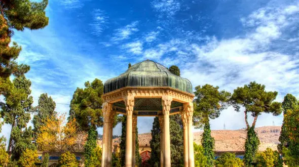 از آرامگاه حافظ تا دریاچه ارومیه