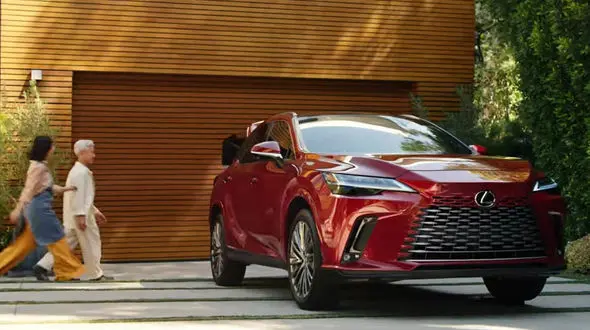 آیا لکسوس برای جوانان از محبوبیت افتاده است؟