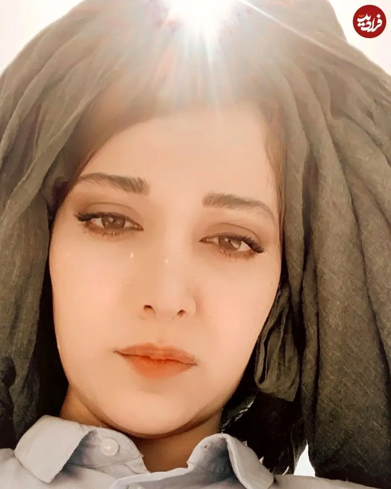 روشنک گرامی