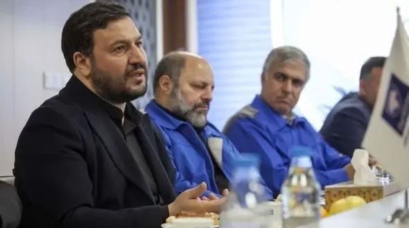 ایران خودرو از قطعات بومی کرمانشاه استفاده کند/ ظرفیت های دانش بنیان مورد توجه باشد