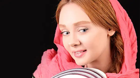 خودشیفتگی شهره قمر در یک گفتگو / او بزرگان سینمای ایران را زیر سوال برد + فیلم و جزئیات 