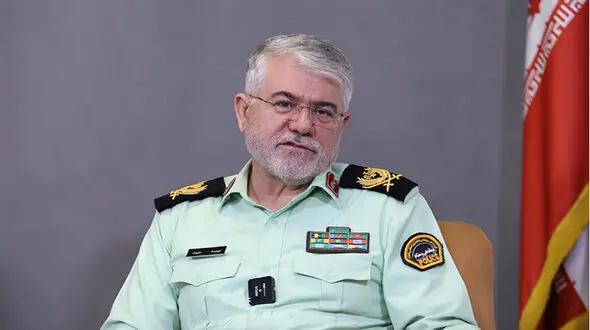 300 ماشین سنگین سوار در دام شبکه حرفه ای کلاهبرداری ! / بازداشت مدیرعامل قبل ترک ایران !