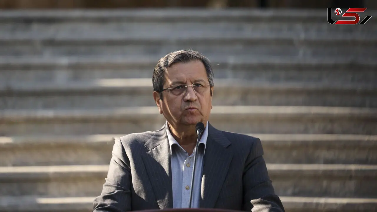 همتی: بانک‌ها تأمین مالی تولید را با سرعت بیشتری دنبال کنند