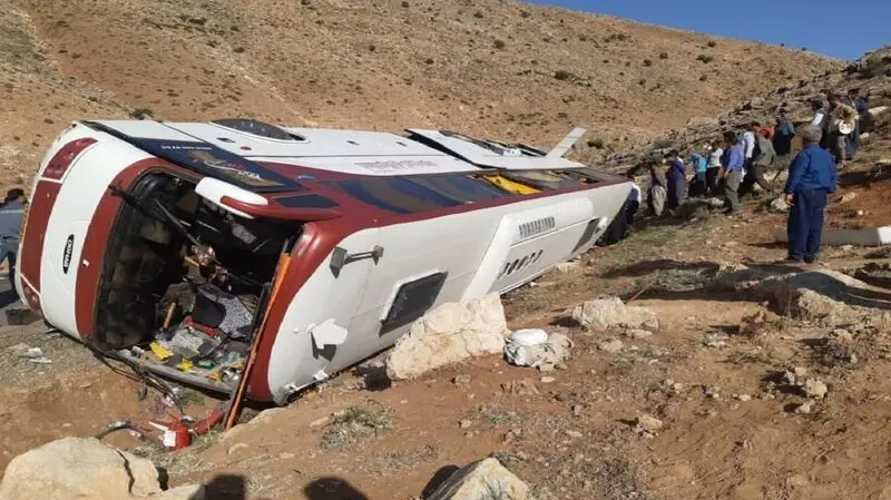 اتوبوس خبرنگاران 1
