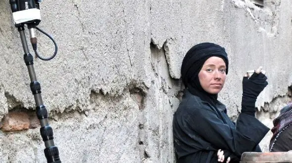 عکس؛ سفر در زمان؛ «الیزابت» سریال پایتخت 5 در جشن تولد 29 سالگی اش