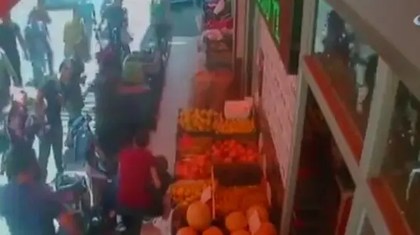 مرگ پدر در صحنه نجات پسر+ فیلم