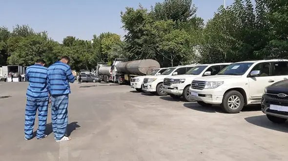 بازداشت 2 شکارچی مسلح در تهران / کشف3 لاشه قوچ کوهی و گراز در خودروی متهمان