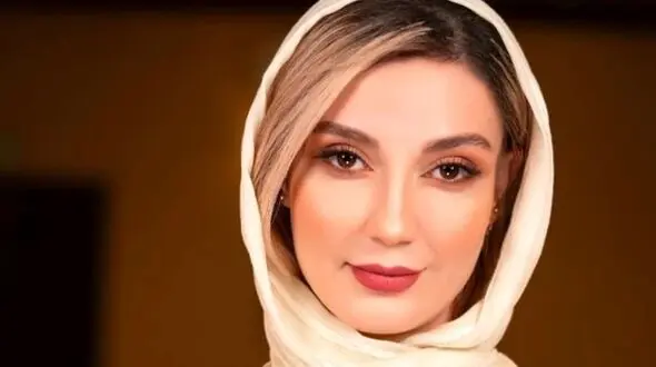 فیلم / نگاهی به چیدمان شاهانه و جذاب خانه حدیث میرامینی و همسرش/ از فرش اصیل ایرانی تا کتابخانه و مبلمان مدرن با تابلوهای هنری !