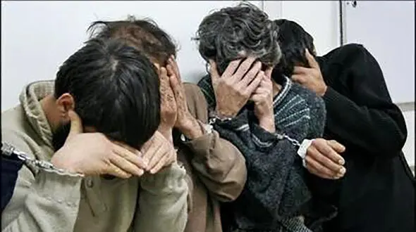 انهدام باند خشن پژمان دست کج / چاقو از زیر گلوی مشهدی ها برداشته شد