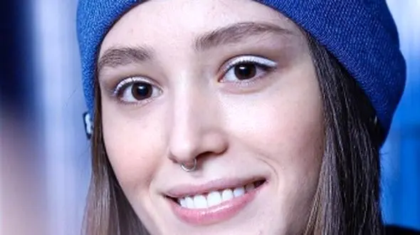 فرشته حسینی: روزهایی که دلم میخواهد دوباره بدنیا بیایم