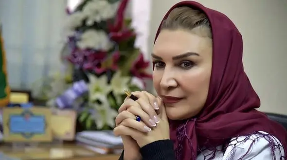  عکس لو رفته شوهر خیلی مشهور مینا نوروزی / مختان سوت می کشد ! + عکس خانم بازیگر و شوهرش