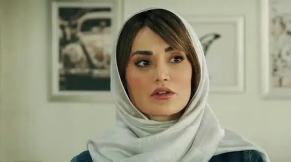 تغییر چهره بازیگر نقش تارا در سریال شغال و همسر سابق بهرنگ توفیقی بعداز طلاق / با این مدل و رنگ مو چقدر جذاب تر شده !