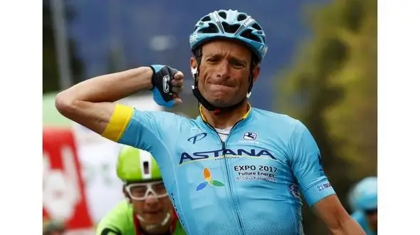 قهرمان دوچرخه سواری درگذشت / کامیون این ورزشکار را با دوچرخه اش له کرد+ عکس